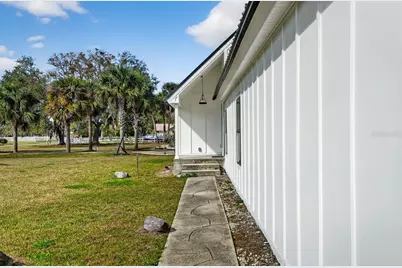 425 Country Circle Drive E, Port Orange, FL 32128 - Photo 20