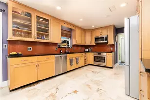 1104 S Riverside Dr, Edgewater, FL 32132 - Photo 10