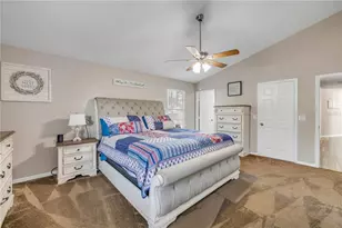 2711 Pine Tree Dr, Edgewater, FL 32141 - Photo 10