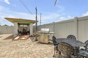 472 N Causeway, New Smyrna Beach, FL 32169 - Photo 12