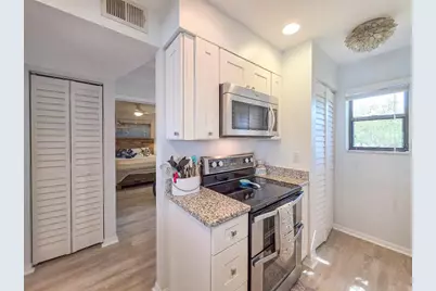 460 Bouchelle Drive #201, New Smyrna Beach, FL 32169 - Photo 16