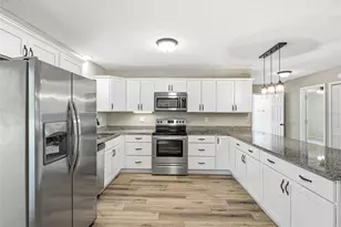 975 N Boston Ave, Deland, FL 32724 - Photo 18