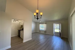 14 Birdie Dr, New Smyrna Beach, FL 32168 - Photo 4