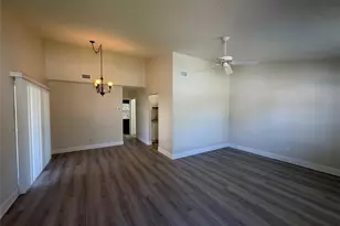 14 Birdie Dr, New Smyrna Beach, FL 32168 - Photo 2