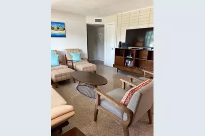 911 E 2nd Avenue, New Smyrna Beach, FL 32169 - Photo 4