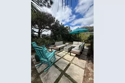 911 E 2nd Avenue, New Smyrna Beach, FL 32169 - Photo 12