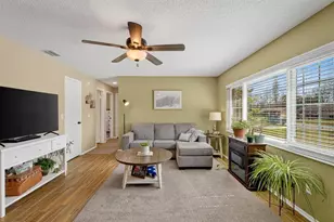 8 Greenfern Cir, Ormond Beach, FL 32174 - Photo 2