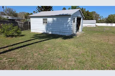 707 Jane Avenue, New Smyrna Beach, FL 32168 - Photo 2