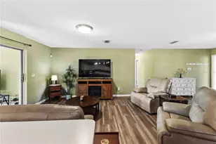 2005 Bayview Dr, New Smyrna Beach, FL 32168 - Photo 10