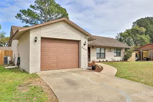 2417 Sabal Palm Dr, Edgewater, FL 32141 - Photo 4