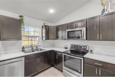 1740 East Parkway, Deland, FL 32724 - Photo 10