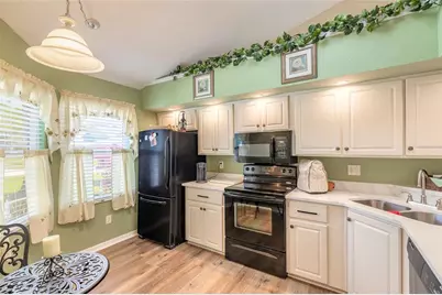 942 Windridge Court #C, Port Orange, FL 32127 - Photo 10