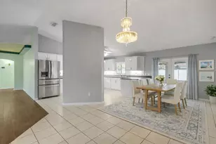 2530 Tamarind Dr, Edgewater, FL 32141 - Photo 8