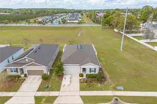 1094 River Fls Cir, Deland, FL 32720 - Photo 12