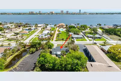 1822 S Palmetto Avenue, South Daytona, FL 32119 - Photo 1