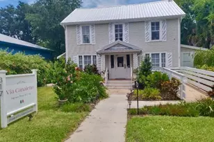 317 N Orange St, New Smyrna Beach, FL 32168 - Photo 1