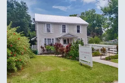 317 N Orange Street, New Smyrna Beach, FL 32168 - Photo 2