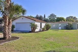 11 Swan Ave, New Smyrna Beach, FL 32168 - Photo 6