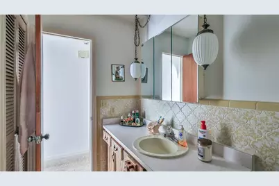 2823 Royal Palm Drive, Edgewater, FL 32141 - Photo 6