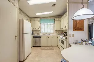 4343 Indian River Dr W, Edgewater, FL 32141 - Photo 14