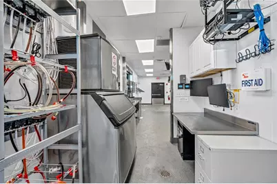 2900 S Ridgewood Avenue, Edgewater, FL 32141 - Photo 26