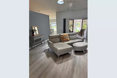 731 Pine Shores Circle, New Smyrna Beach, FL 32168 - Photo 10