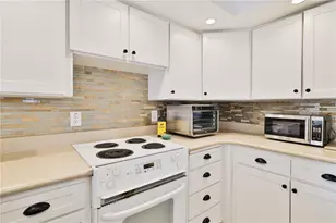 2307 Saxon Dr, New Smyrna Beach, FL 32169 - Photo 10