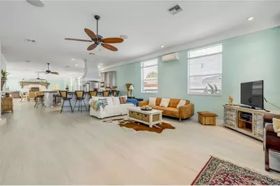 708 Ocean Avenue, New Smyrna Beach, FL 32169 - Photo 10