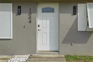 1004 W 7th St, New Smyrna Beach, FL 32168 - Photo 4