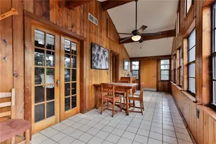 314 Due East St, New Smyrna Beach, FL 32169 - Photo 4