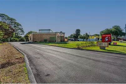 1015 S Ridgewood Avenue, Edgewater, FL 32132 - Photo 12