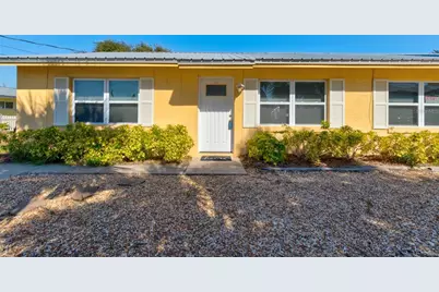 712-714 Oakwood Avenue, New Smyrna Beach, FL 32169 - Photo 4