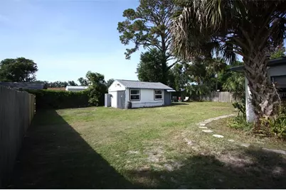 141 W Connecticut Avenue, Edgewater, FL 32132 - Photo 18