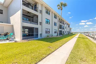 2100 N Peninsula Ave, New Smyrna Beach, FL 32169 - Photo 36