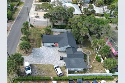 200 S Pine Street, New Smyrna Beach, FL 32169 - Photo 4