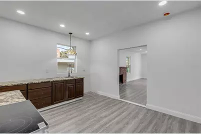 205 N Wild Olive Avenue, Daytona Beach, FL 32118 - Photo 14