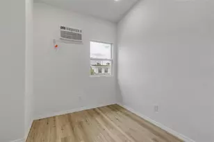 205 N Wild Olive Ave, Daytona Beach, FL 32118 - Photo 56