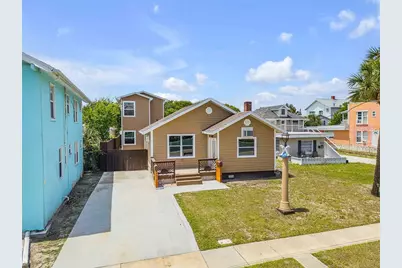 205 N Wild Olive Avenue, Daytona Beach, FL 32118 - Photo 1