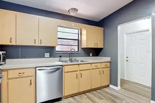 1302 Bond St, Edgewater, FL 32132 - Photo 18