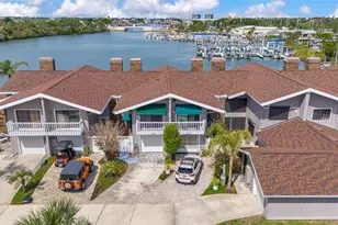 121 Lagoon Ct, New Smyrna Beach, FL 32169 - Photo 1