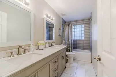 821 Highpoint Drive, Port Orange, FL 32127 - Photo 14