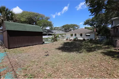 825 E 23rd Avenue, New Smyrna Beach, FL 32169 - Photo 8