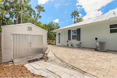 1107 S Orange Street, New Smyrna Beach, FL 32168 - Photo 44