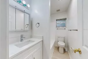 111 Valencia Dr, Edgewater, FL 32132 - Photo 26