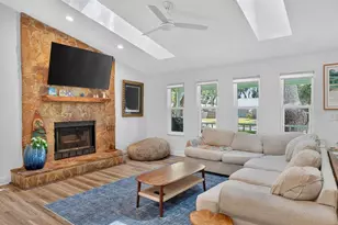 2012 Mango Tree Dr, Edgewater, FL 32141 - Photo 8