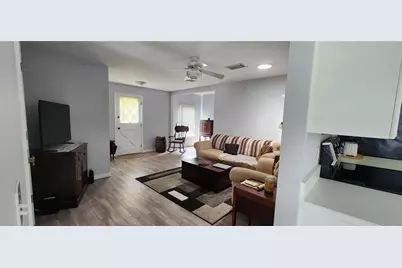 131 Plaza Lane, Edgewater, FL 32132 - Photo 8