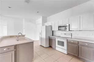 339 Mariners Gate Dr, Edgewater, FL 32141 - Photo 14
