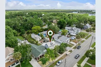 207 Mary Avenue, New Smyrna Beach, FL 32168 - Photo 2