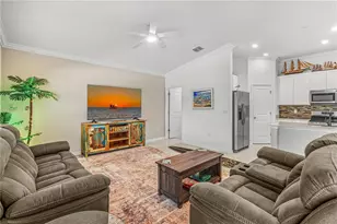 5317 Diamondleaf Dr, Edgewater, FL 32141 - Photo 16