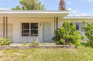 592 Brook Cir, South Daytona, FL 32119 - Photo 4